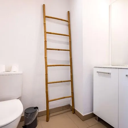 Villa Bianca - Spacieux Et Confortable Serignan